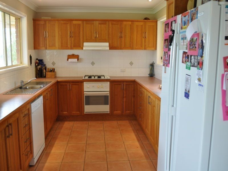35 Helens, Pittsworth QLD 4356