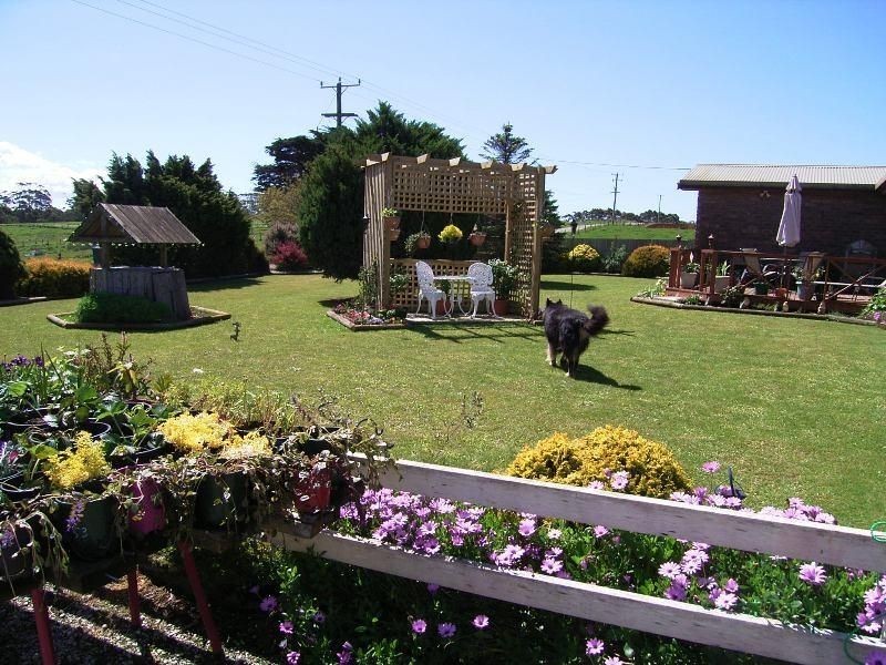 93 Boys Road, Forest TAS 7330