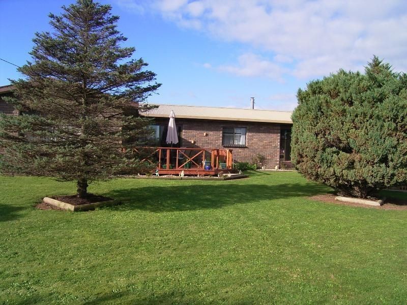 93 Boys Road, Forest TAS 7330