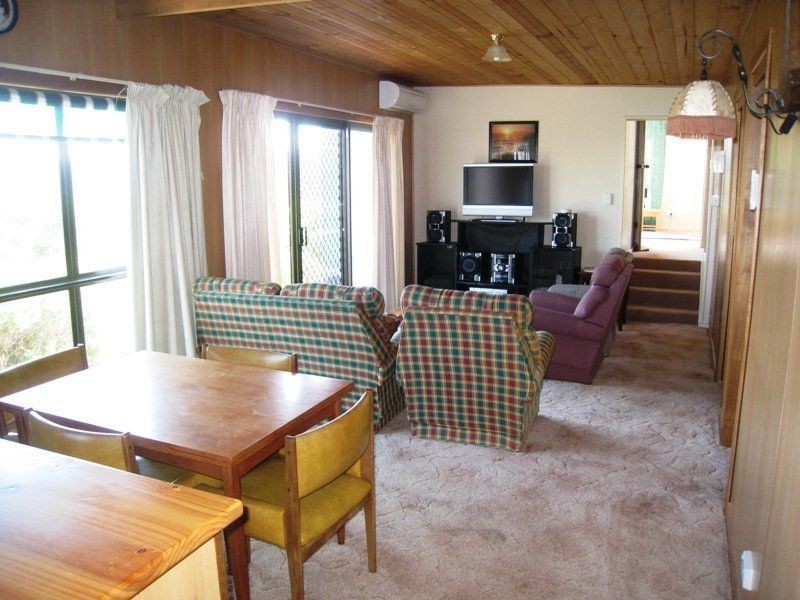 10 Freeman Place, Arthur River TAS 7330