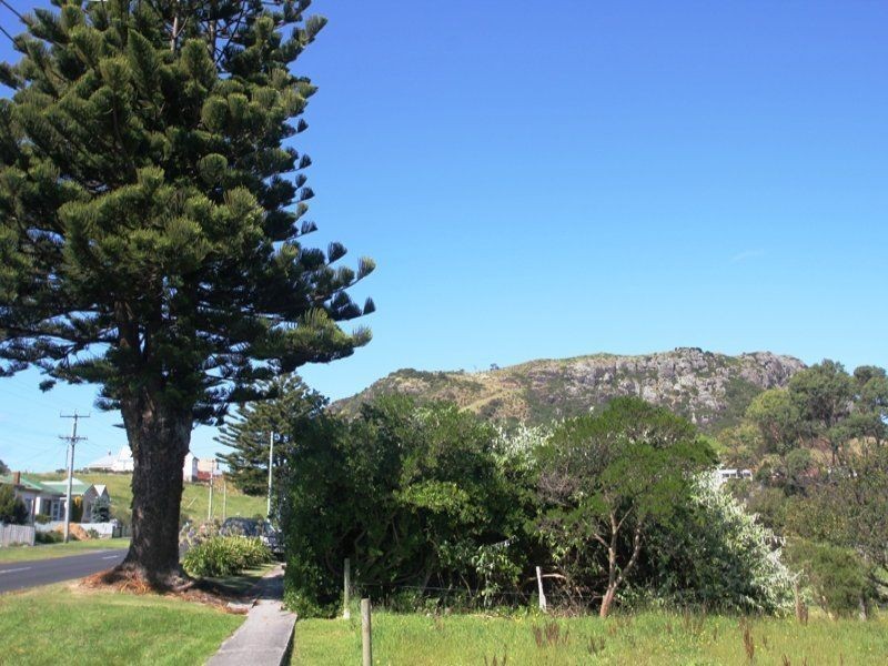14 Main Road, Stanley TAS 7331