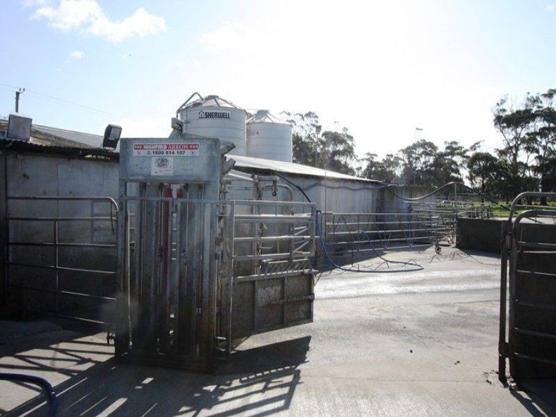 21395 Bass Highway, Boomahnoomoonah VIC 3728