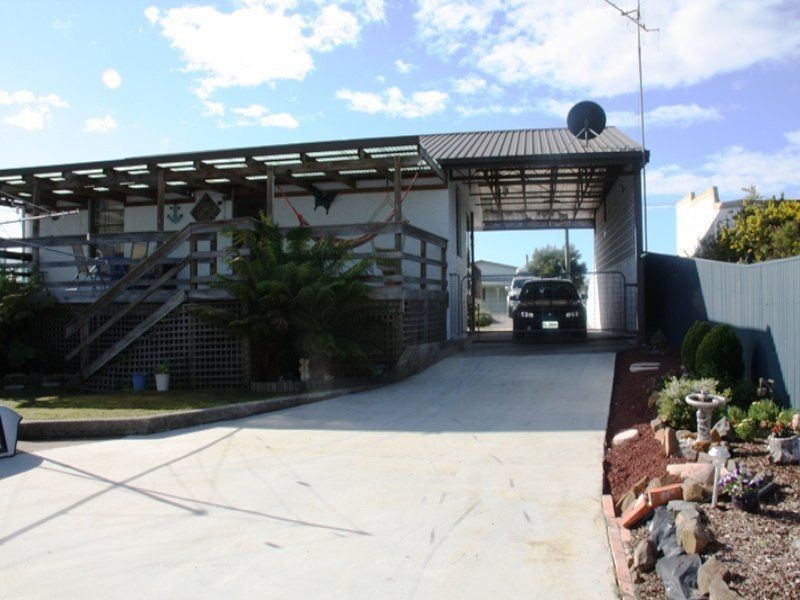 15 Boobyalla Drive, Hellyer TAS 7321