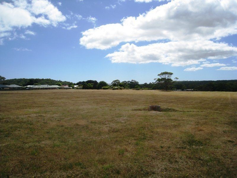 21 Sampsons Avenue, Smithton TAS 7330