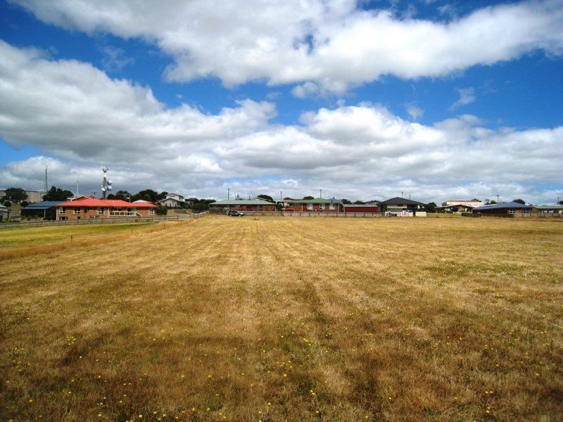 21 Sampsons Avenue, Smithton TAS 7330