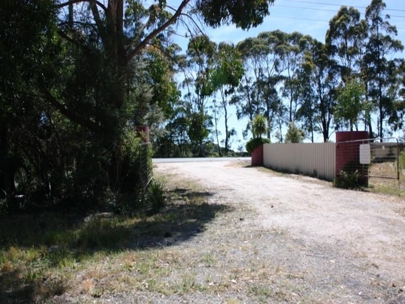 19479 Bass Highway, Boomahnoomoonah VIC 3728