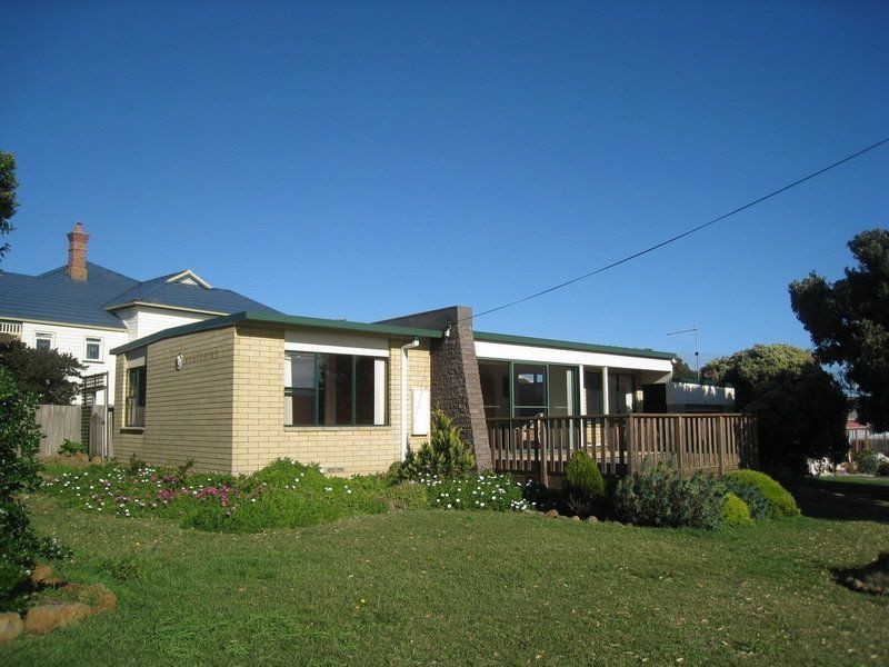 2 Rougemont Street, Stanley TAS 7331