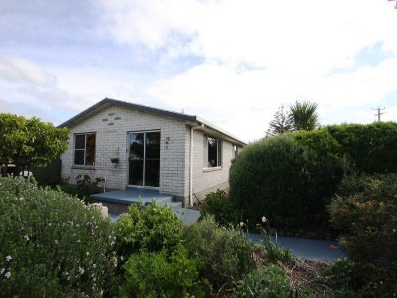 30 Main Road, Stanley TAS 7331