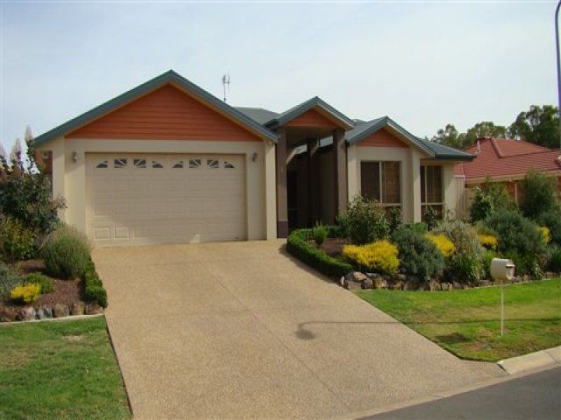 4 Rio Vista Court, Cobram VIC 3644