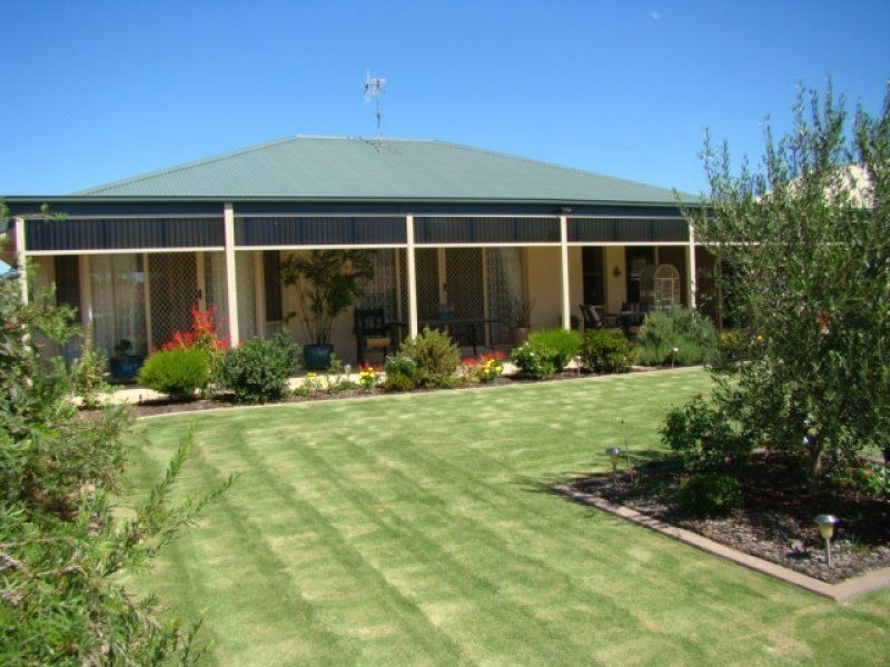4 Rio Vista Court, Cobram VIC 3644