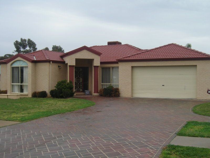 63 Warkil Street, Cobram VIC 3644