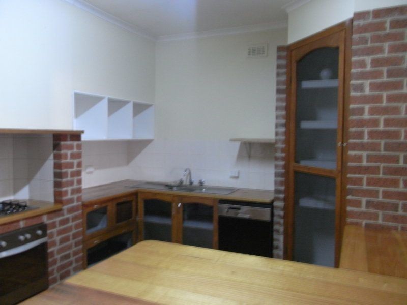 12 Thompson Avenue, Cobram VIC 3644