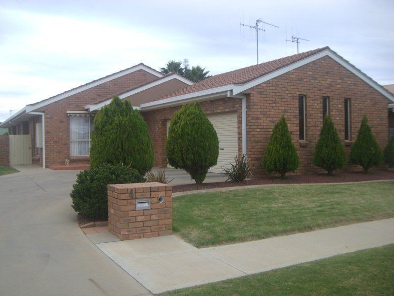 4 Apricot Circuit, Cobram VIC 3644