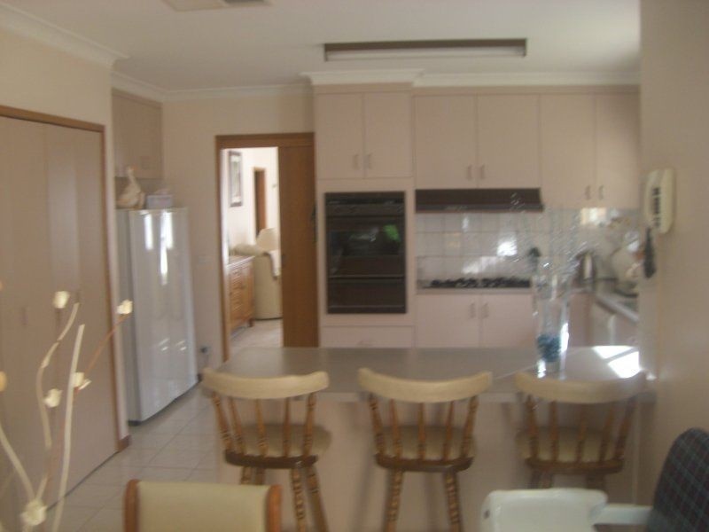 4 Apricot Circuit, Cobram VIC 3644