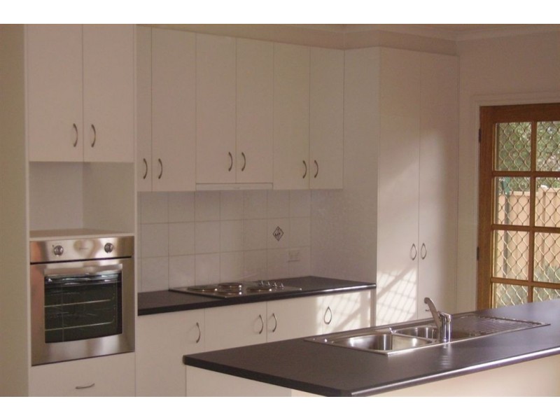 3/6 Campbell Road, Cobram VIC 3644