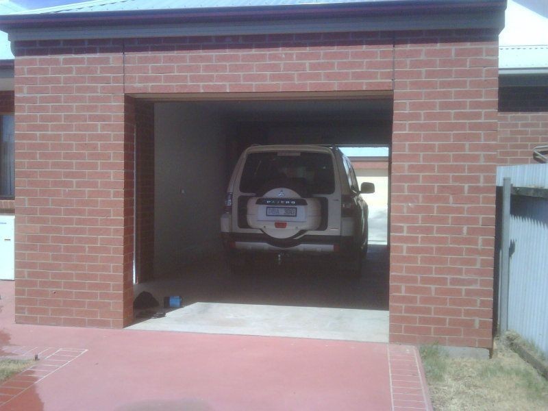 3/6 Campbell Road, Cobram VIC 3644