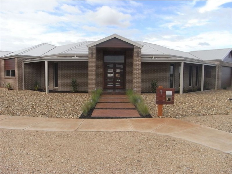 1 Young Street, Cobram VIC 3644