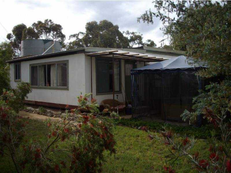 184 Bearii East Road, Bearii VIC 3641