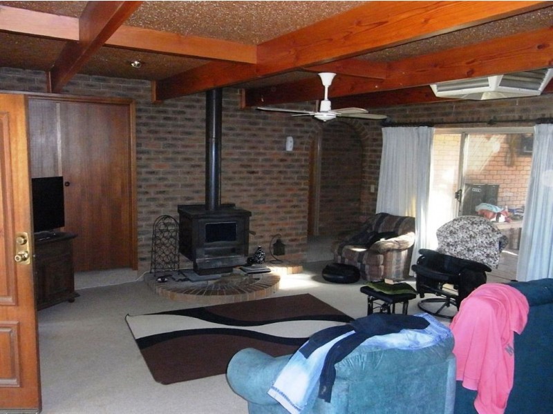 24 Nangunia Street, Barooga NSW 3644