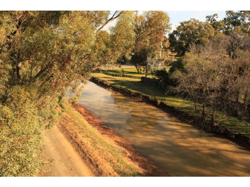 4216 Murray Valley Highway, Yarroweyah VIC 3644