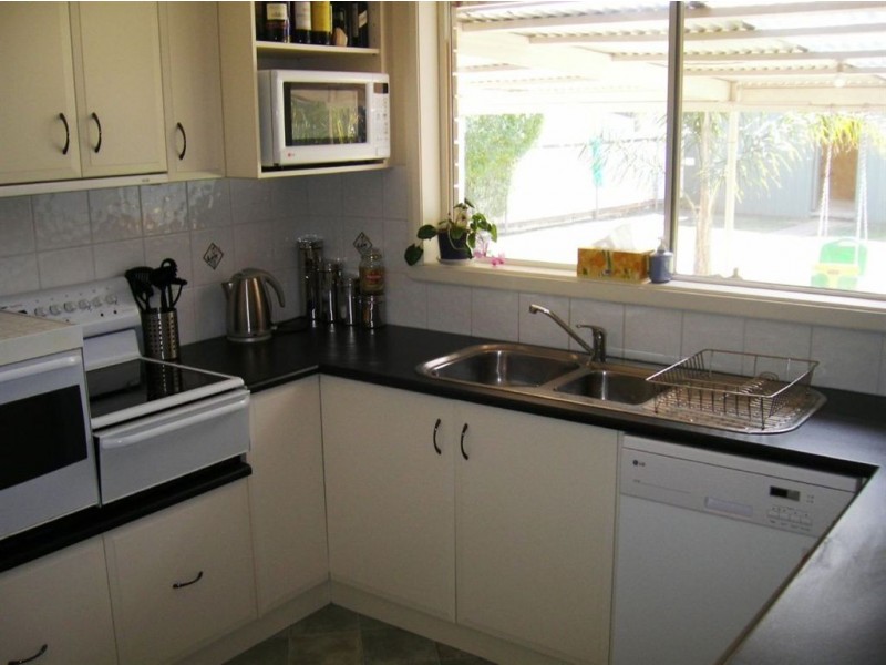 11 Toms Drive, Cobram VIC 3644