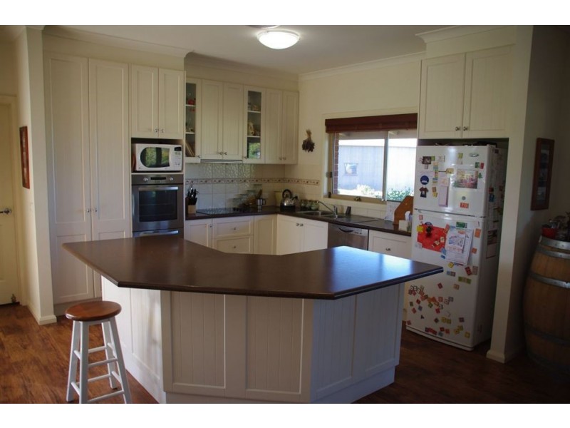 103 Barnes Road, Cobram East VIC 3644