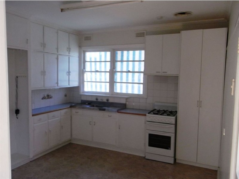 16 Gemmill Street, Cobram VIC 3644