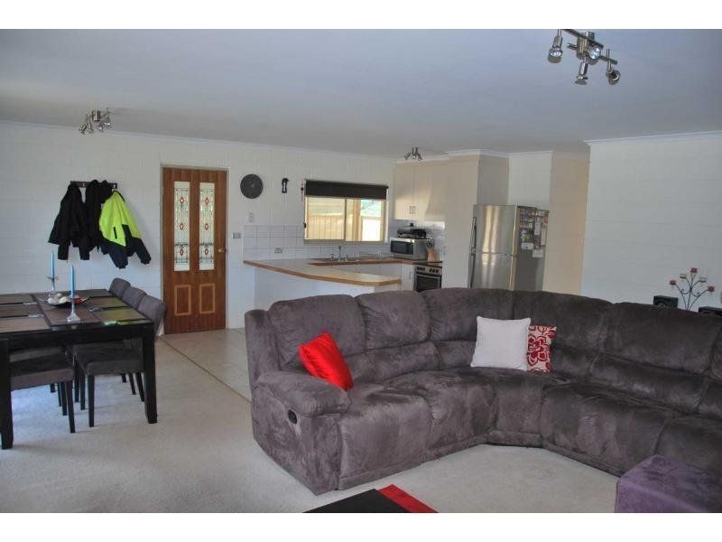 2 Ellen Drive, Cobram VIC 3644