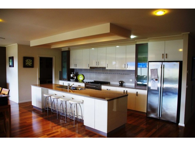 4 Elberta Court, Cobram VIC 3644