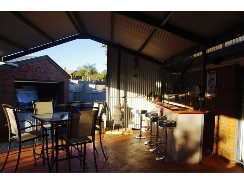 19 Apricot Circuit, Cobram VIC 3644