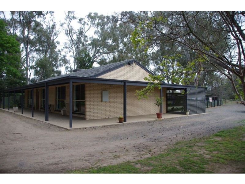 175 Torgannah Road, Koonoomoo VIC 3644