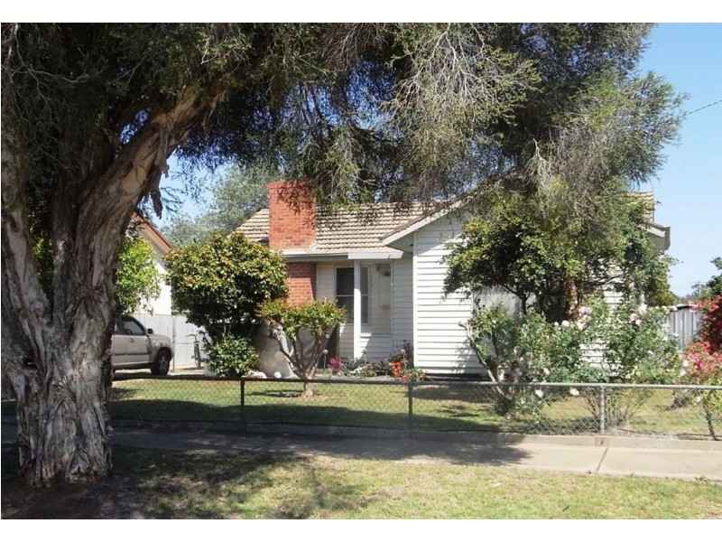 10 Ashton Street, Cobram VIC 3644