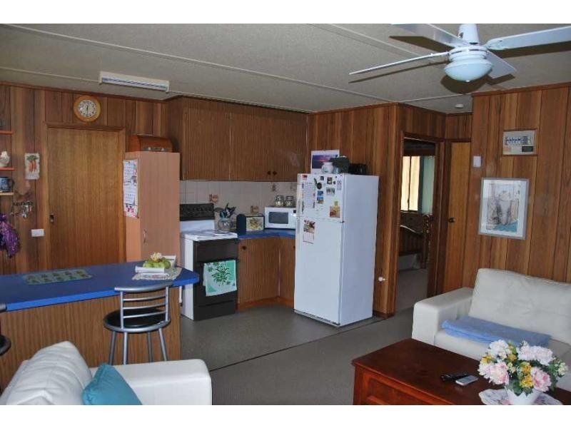 2/6 Thompson Avenue, Cobram VIC 3644