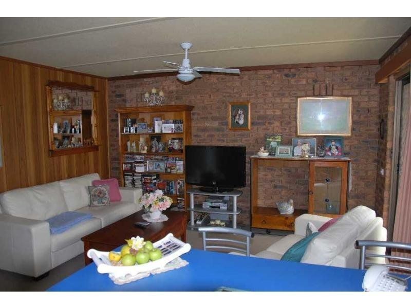 2/6 Thompson Avenue, Cobram VIC 3644