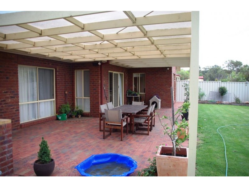 24 Anvil Street, Cobram VIC 3644