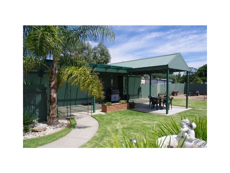 37 Mookarii Street, Cobram VIC 3644