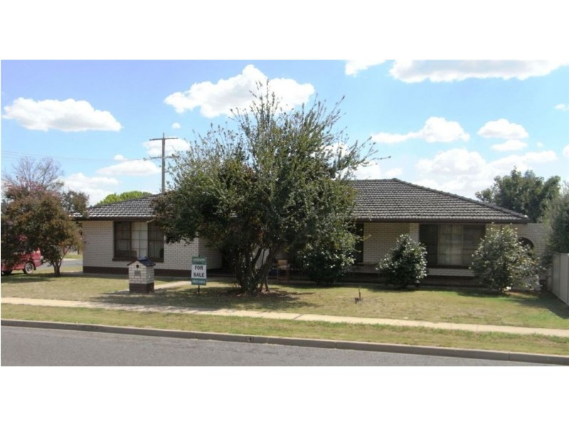 8 Manse Road, Cobram VIC 3644