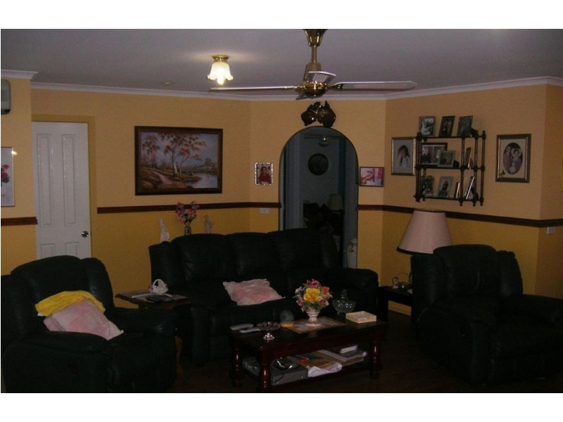 21 Glenavon Avenue, Cobram VIC 3644