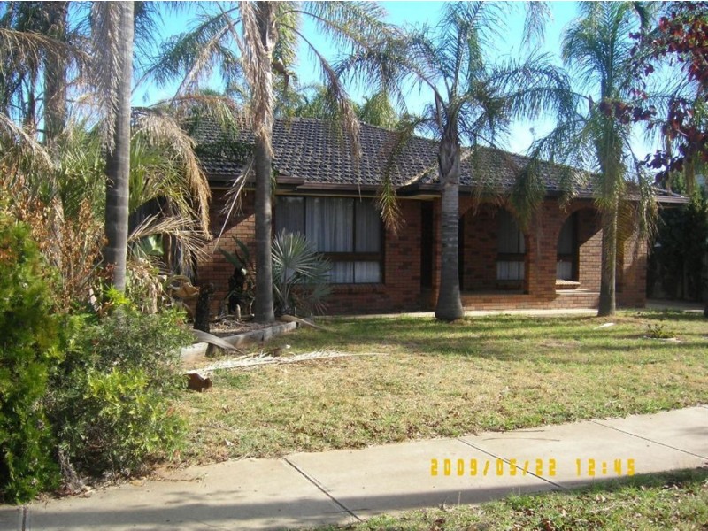 32 Sydney, Cobram VIC 3644