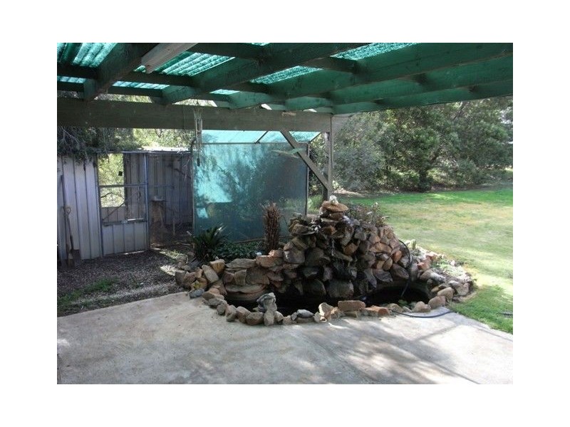 8 Ross Road, Katamatite VIC 3649