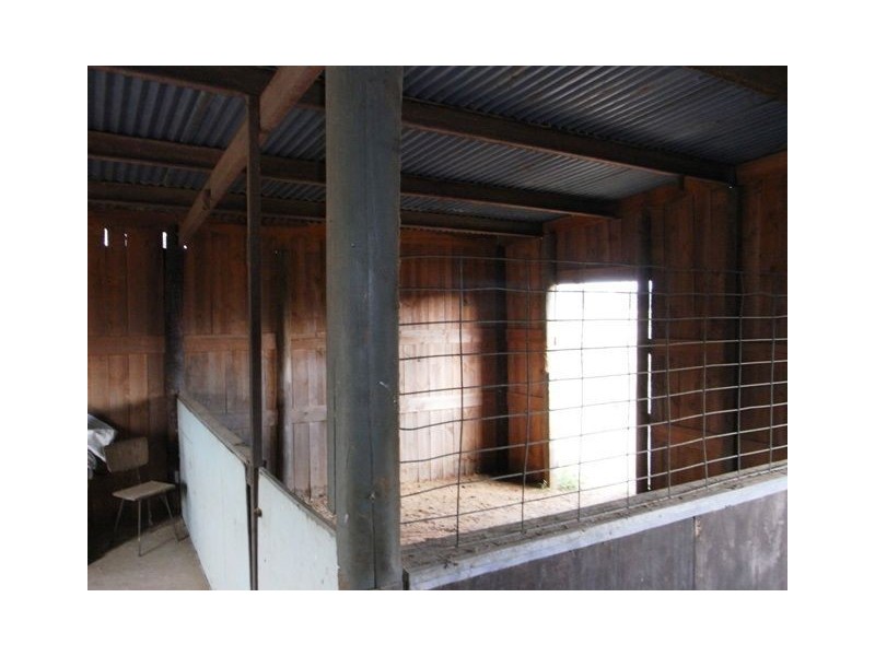 8 Ross Road, Katamatite VIC 3649