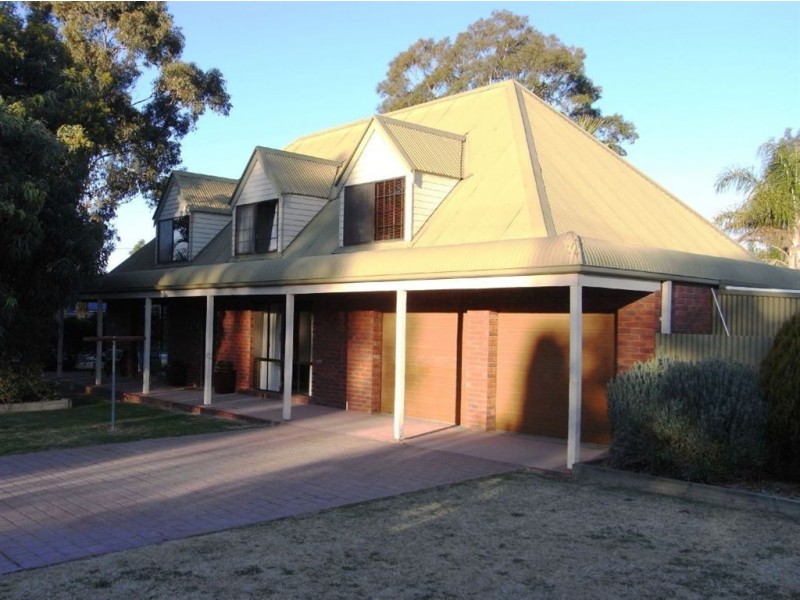 65 Barinya Street, Barooga NSW 3644