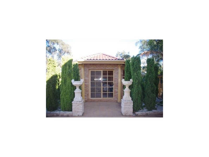 29-31 Sturt Street, Cobram VIC 3644