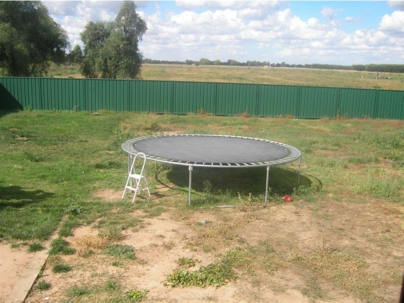 19 Kokoda Road, Yarroweyah VIC 3644