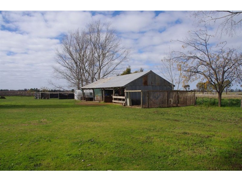 1158 Larissa Road, Yarroweyah VIC 3644