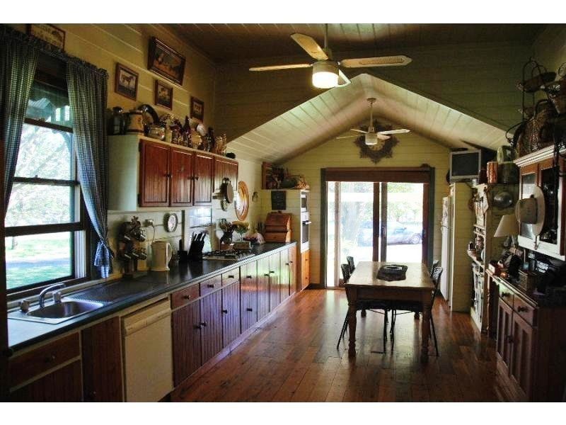 1158 Larissa Road, Yarroweyah VIC 3644