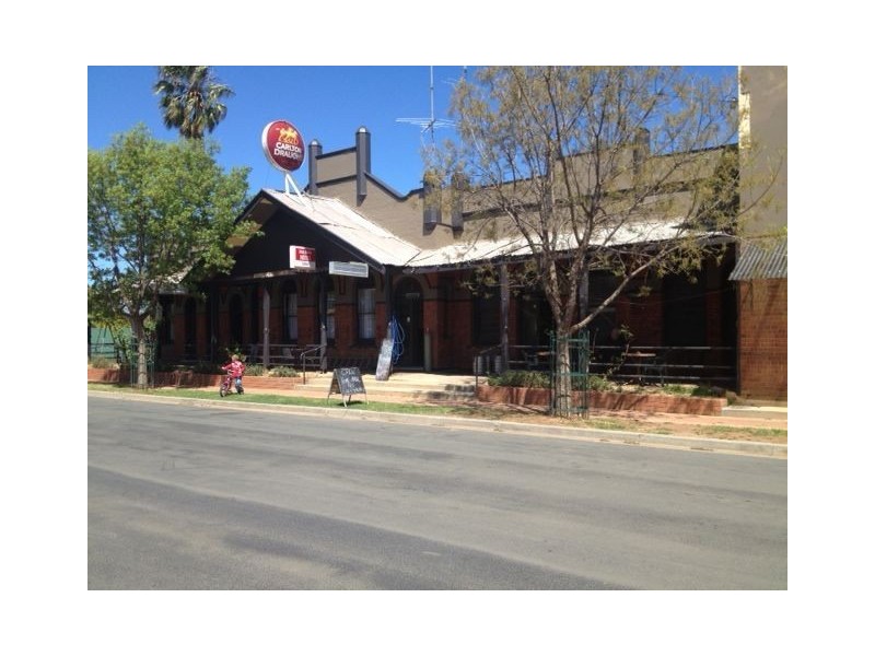 37 Milthorpe Street, Oaklands NSW 2646