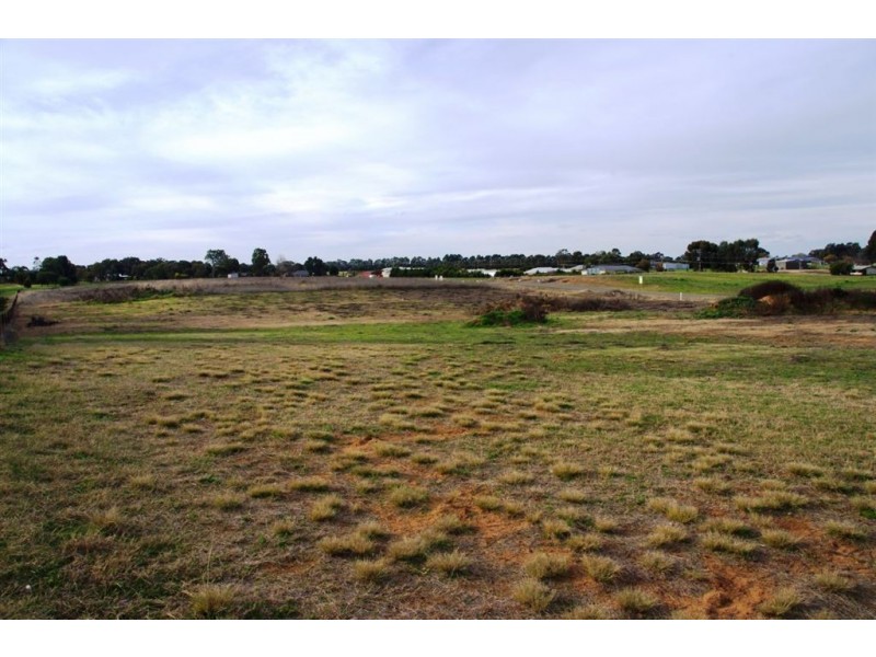 3 Putter Court, Barooga NSW 3644