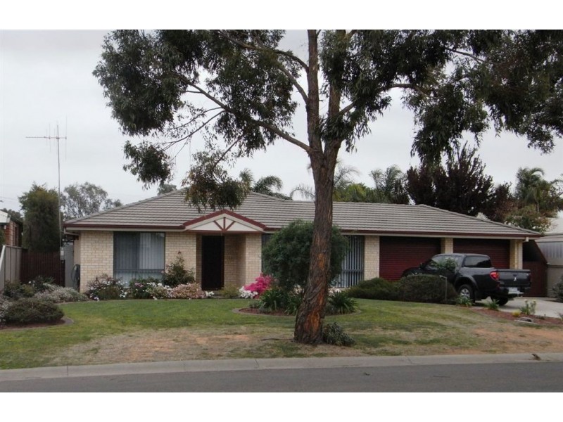 9 Sturt Street, Cobram VIC 3644