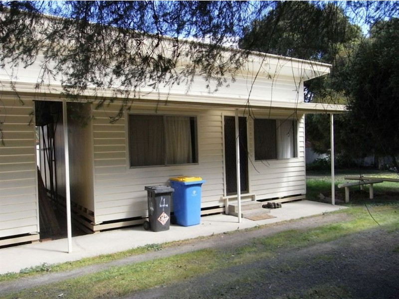 1,2,3 & 4/33 Wilkur Street, Cobram VIC 3644